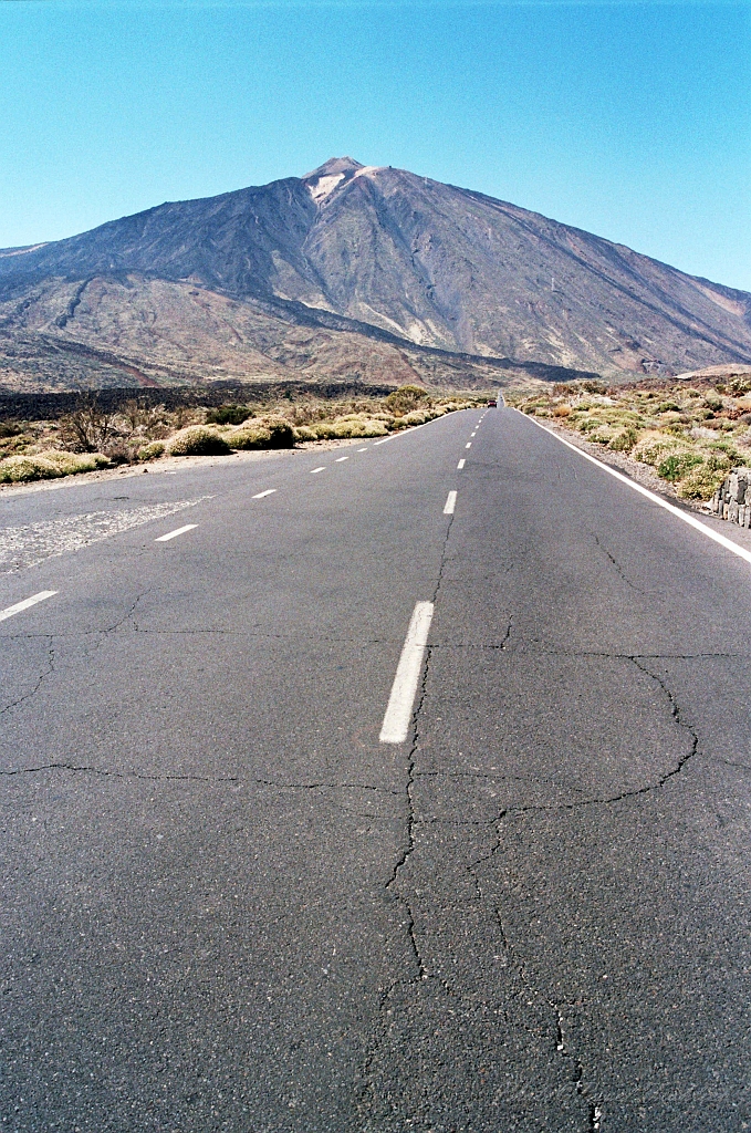 16 Pico de Teide, dosud cinna sopka.jpg